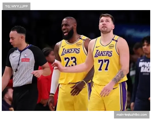 马刺凭借流畅传导球体系大胜湖人展现团队篮球